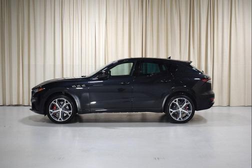 2022 Maserati Levante Modena