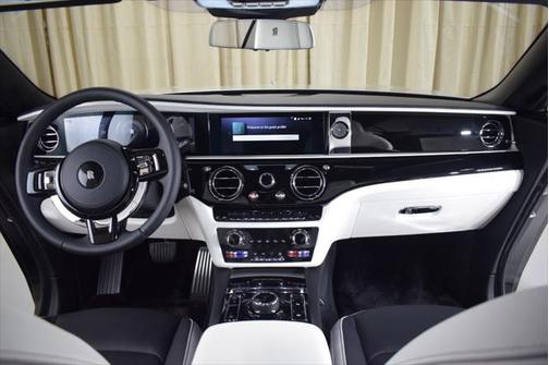 2024 Rolls-Royce Spectre 