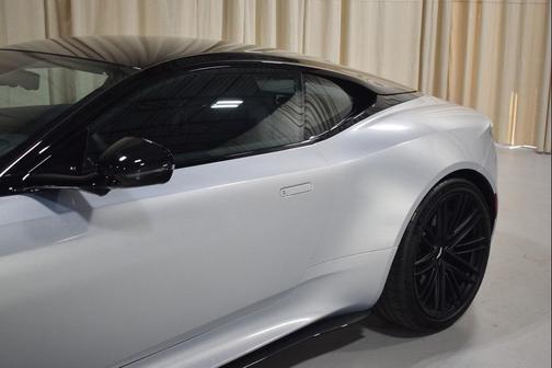 2024 Aston Martin DB12