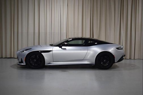 2024 Aston Martin DB12