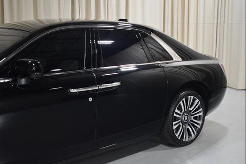 2024 Rolls-Royce Ghost 