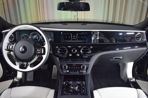 2024 Rolls-Royce Ghost 