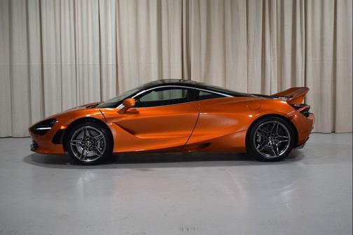 2018 McLaren 720S Base