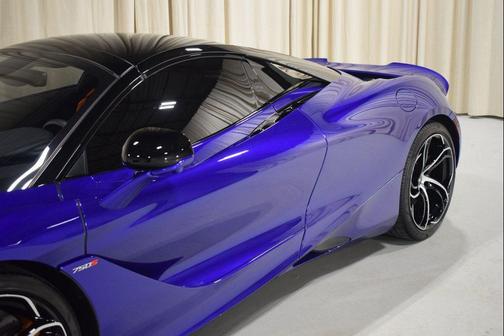 Tanzanite Blue 2024 McLaren 750S Spider