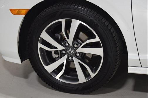 Platinum White Pearl 2021 Honda Odyssey Touring