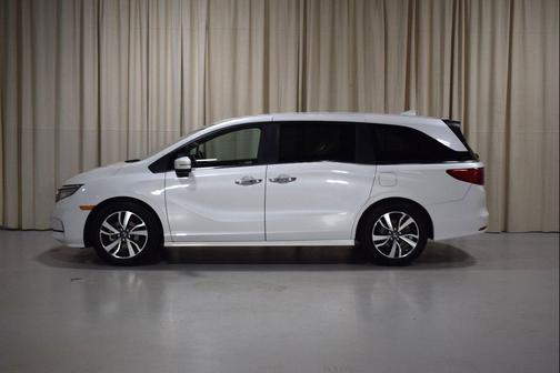 Platinum White Pearl 2021 Honda Odyssey Touring