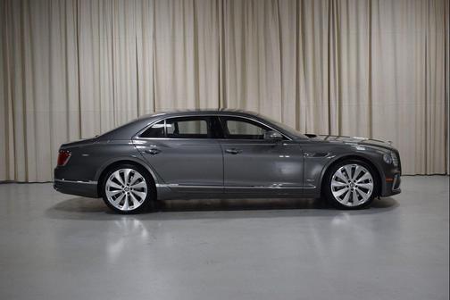 6732/ 2026 Bentley Flying Spur Azure