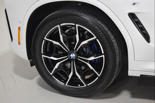 2023 BMW X3 M40i
