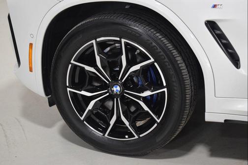 2023 BMW X3 M40i