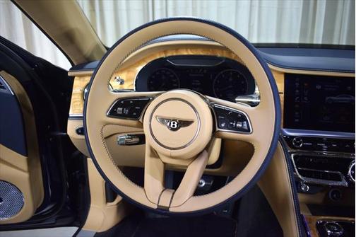 2022 Bentley Flying Spur V8