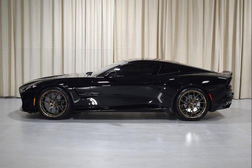 2025 Aston Martin Vanquish V12