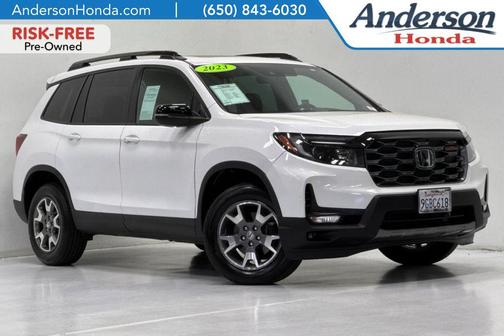 Platinum White Pearl 2023 Honda Passport AWD TrailSport
