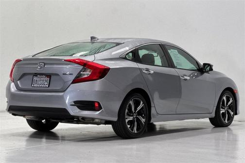 2017 Honda Civic Touring