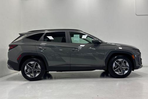 Hampton Gray 2025 Hyundai TUCSON SEL