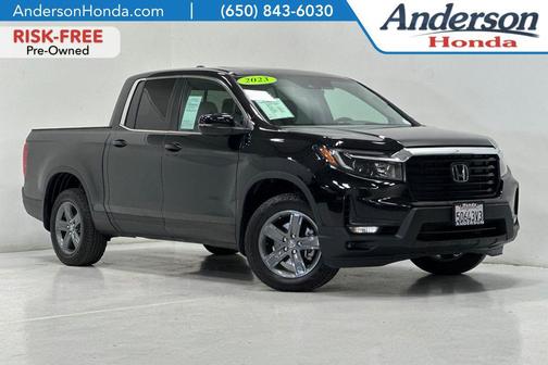 Crystal Black Pearl 2023 Honda Ridgeline RTL