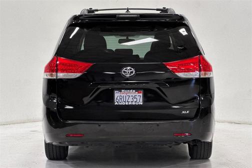 2011 Toyota Sienna XLE