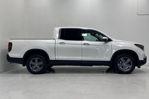 Platinum White Pearl 2023 Honda Ridgeline RTL-E