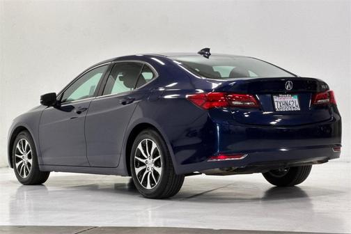 2017 Acura TLX w/Technology Package