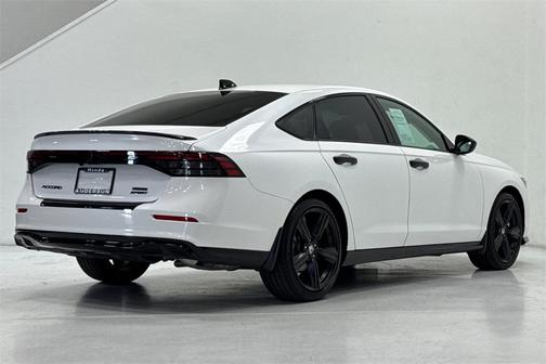 2024 Honda Accord Hybrid Base