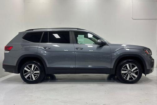 2022 Volkswagen Atlas 2.0T SE