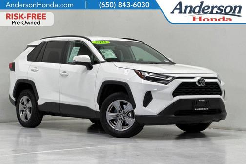 Ice 2025 Toyota RAV4 XLE