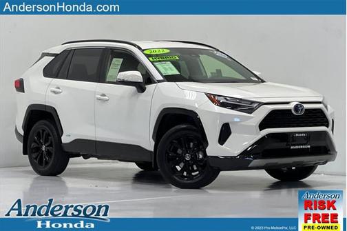 2022 Toyota RAV4 Hybrid SE
