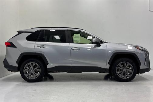 2023 Toyota RAV4 Hybrid XLE Premium