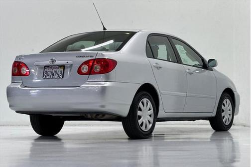 2006 Toyota Corolla LE