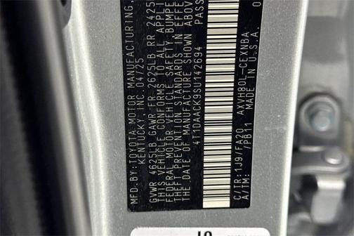 2025 Toyota Camry LE