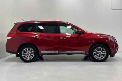 Cayenne Red Pearl 2014 Nissan Pathfinder SL