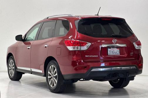 Cayenne Red Pearl 2014 Nissan Pathfinder SL