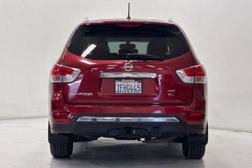 Cayenne Red Pearl 2014 Nissan Pathfinder SL