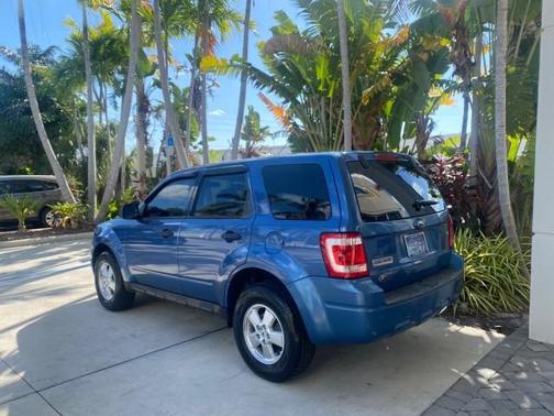 2009 Ford Escape XLS