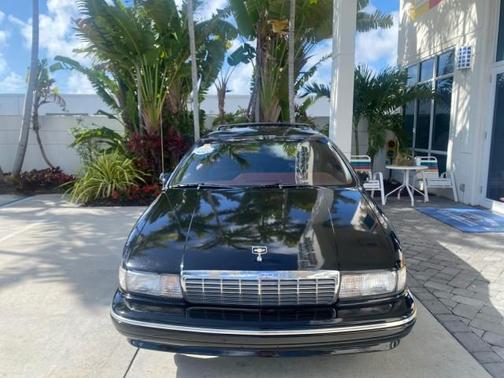 1993 Chevrolet Caprice Classic Base