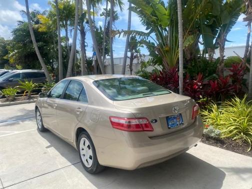 Desert Sand Metallic 2009 Toyota Camry LE