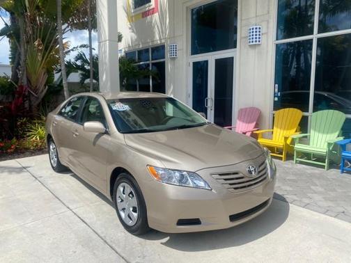 Desert Sand Metallic 2009 Toyota Camry LE