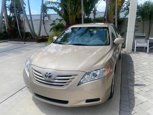 Desert Sand Metallic 2009 Toyota Camry LE
