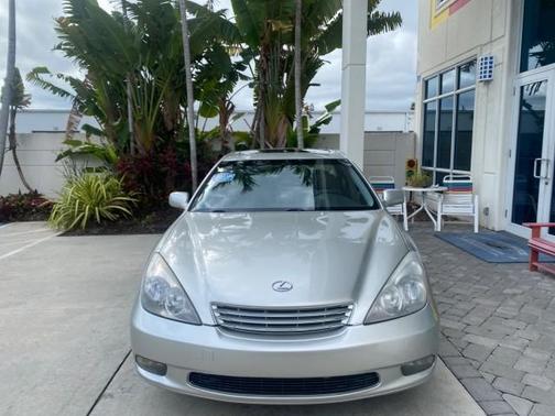 2004 Lexus ES 330 