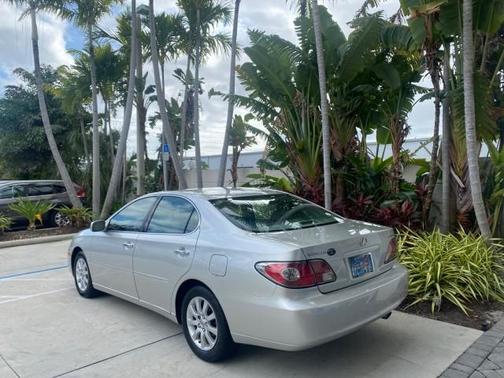 2004 Lexus ES 330 