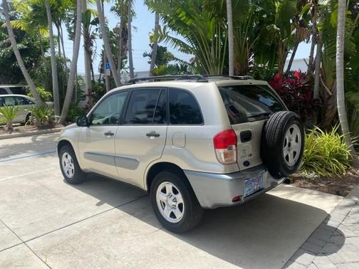 2002 Toyota RAV4 Base