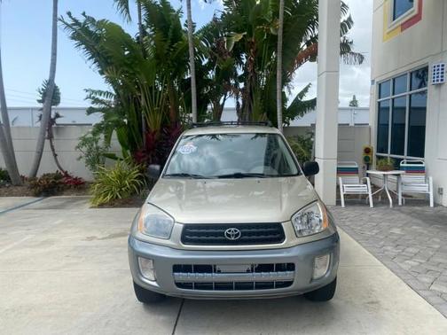 2002 Toyota RAV4 Base