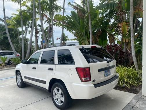 2005 Jeep Grand Cherokee Laredo