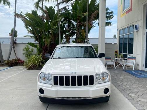 2005 Jeep Grand Cherokee Laredo