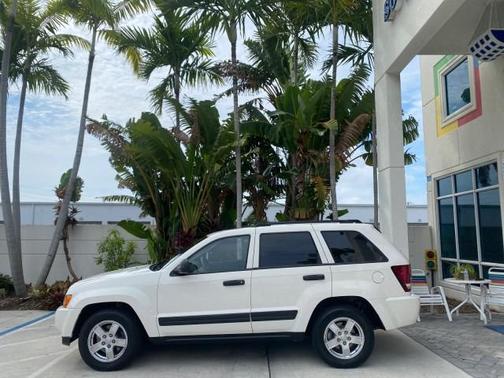 2005 Jeep Grand Cherokee Laredo