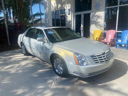 2010 Cadillac DTS LOW MILES 39 495 NAV SUNROOF