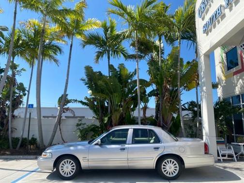Silver Birch Metallic 2009 Mercury Grand Marquis LS