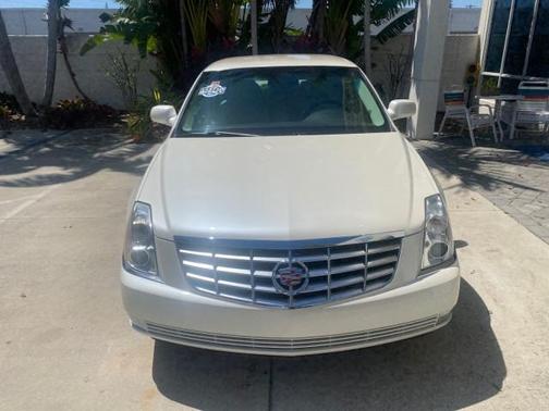 2008 Cadillac DTS 1 OWNER LOW MILES 25 325