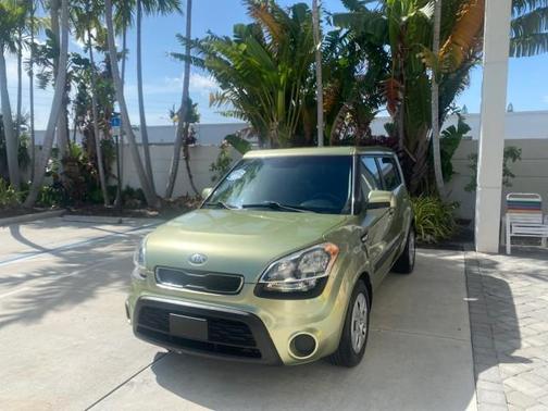 2013 Kia Soul Base