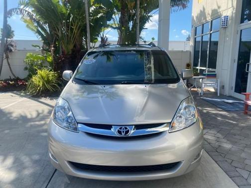2007 Toyota Sienna XLE Limited
