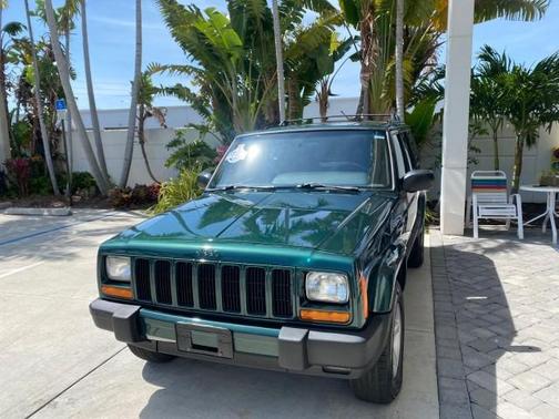 Forest Green Pearl 2000 Jeep Cherokee Sport
